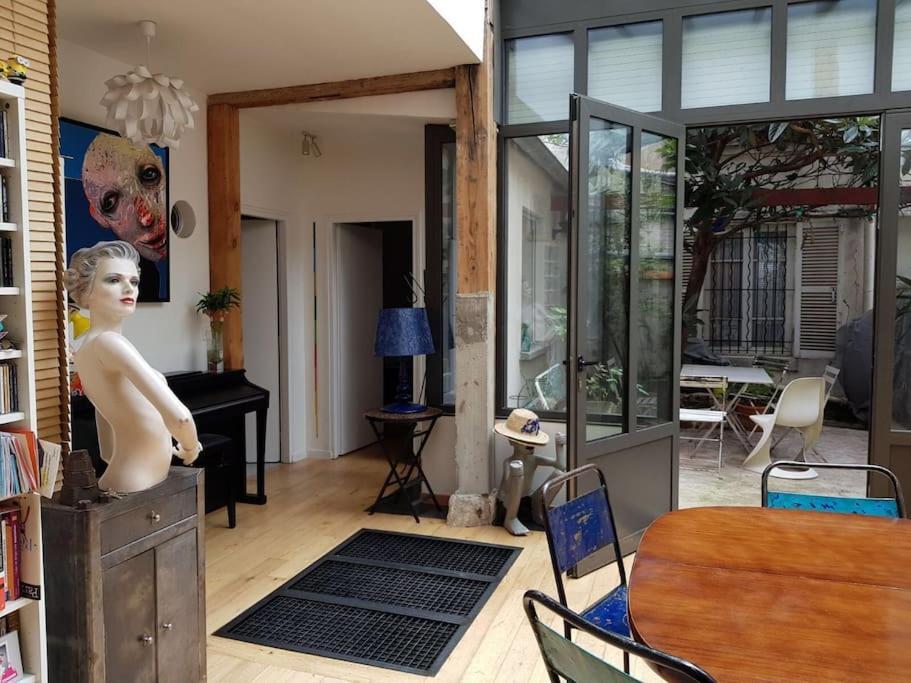 Apartment De Charme Avec Terrasse Privative Paris